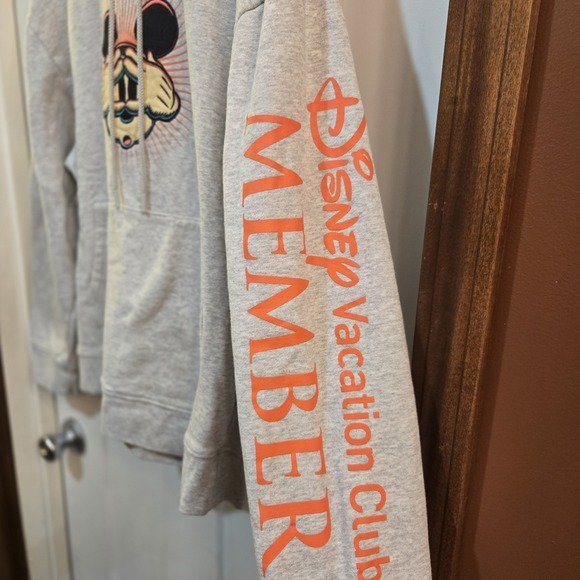 Disney Resorts Halloween 2023 Spooky Mickey DVC Exclusive Hoodie Sweatshirt Med. - Picture 6 of 10